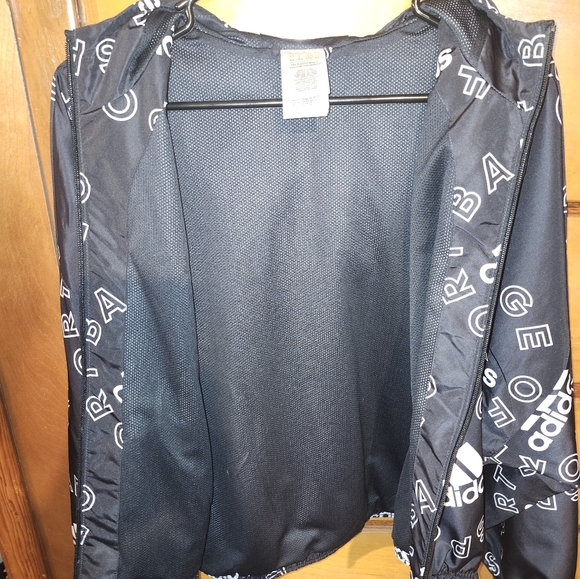 Adidas Wind breaker - Picture 4 of 4